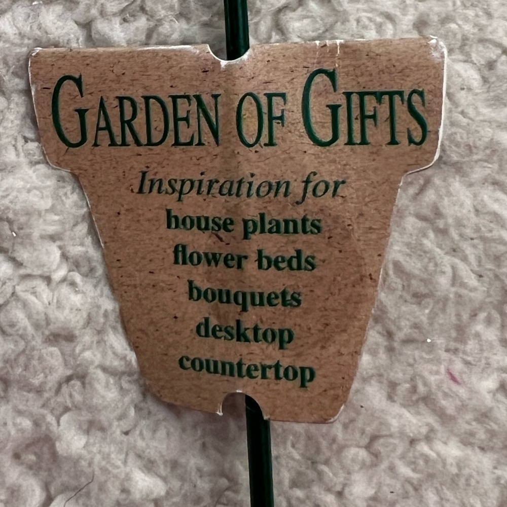 C.R. Gibson "Where Dreams are Planted" Flower or Garden Plant Stake - Picture 4 of 6